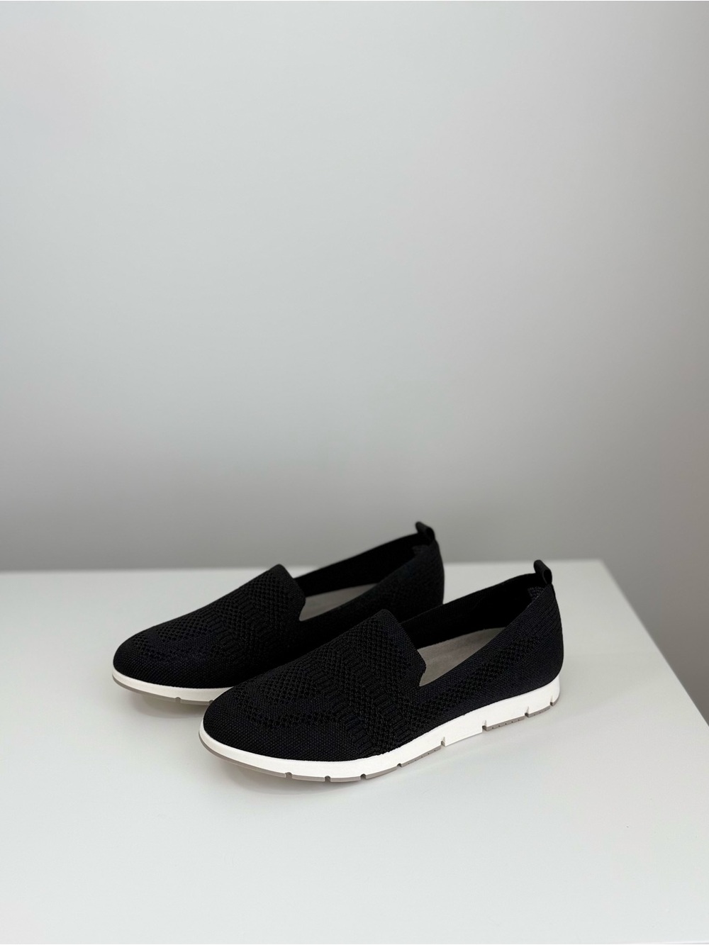 Cliffs by WHITE MOUNTAIN Women’s Garren Slip On Shoes